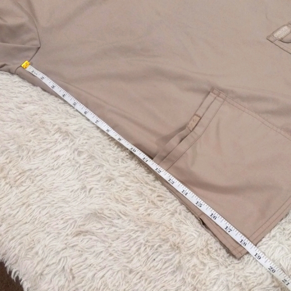 Womens Cherokee workwear scrub top. - Picture 6 of 9